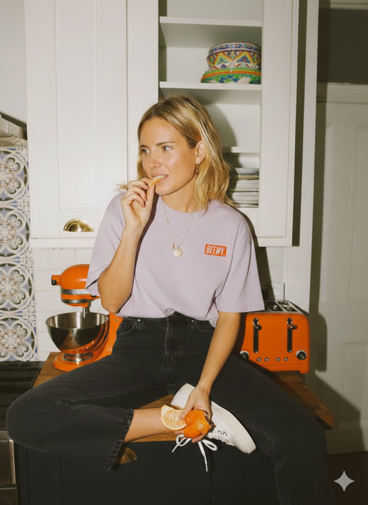 Beewy Tee (15€ per item will be donated)